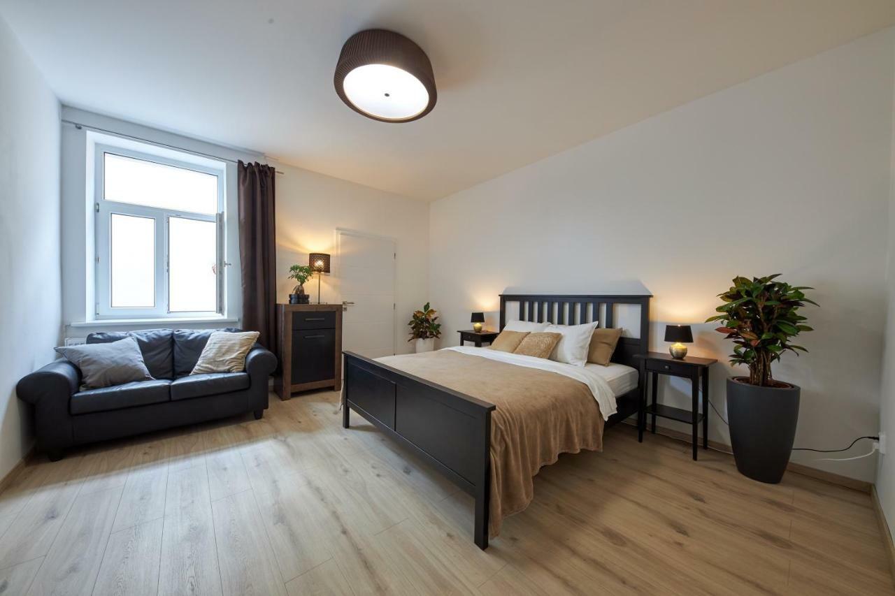 Le Monde Apartment Bratislava - Amazing 5Bdr In Downtown Exterior foto