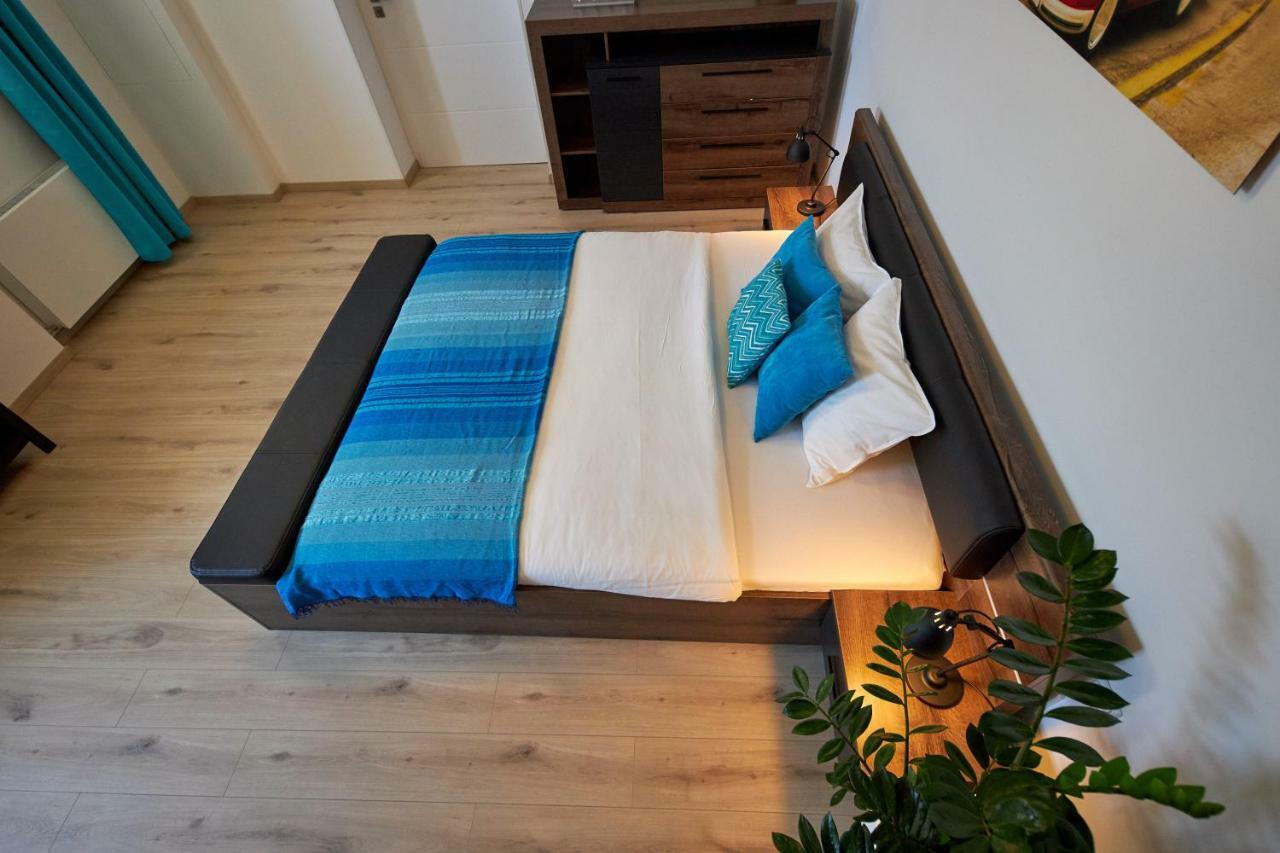 Le Monde Apartment Bratislava - Amazing 5Bdr In Downtown Exterior foto